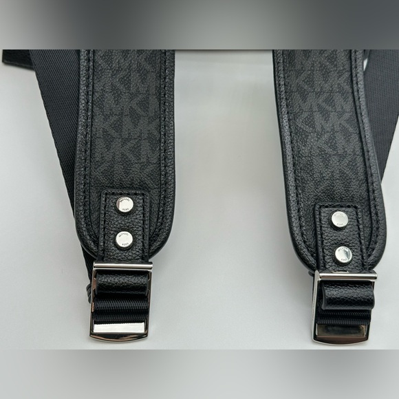 MICHAEL KORS Black Signature Large Backpack - Picture 9 of 14